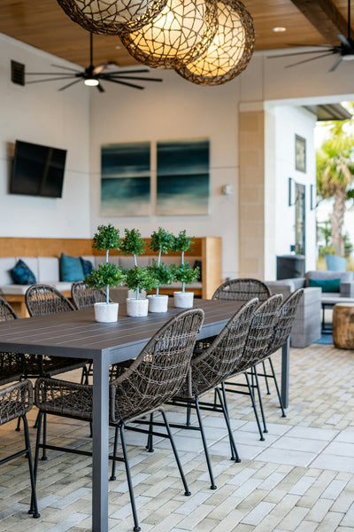 Compact metal outdoor table and chairs - category image